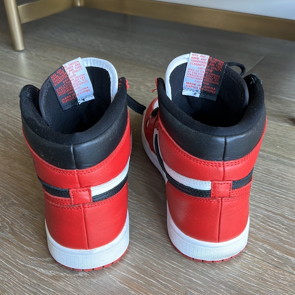 Red & black Jordan’s - Picture 6 of 11